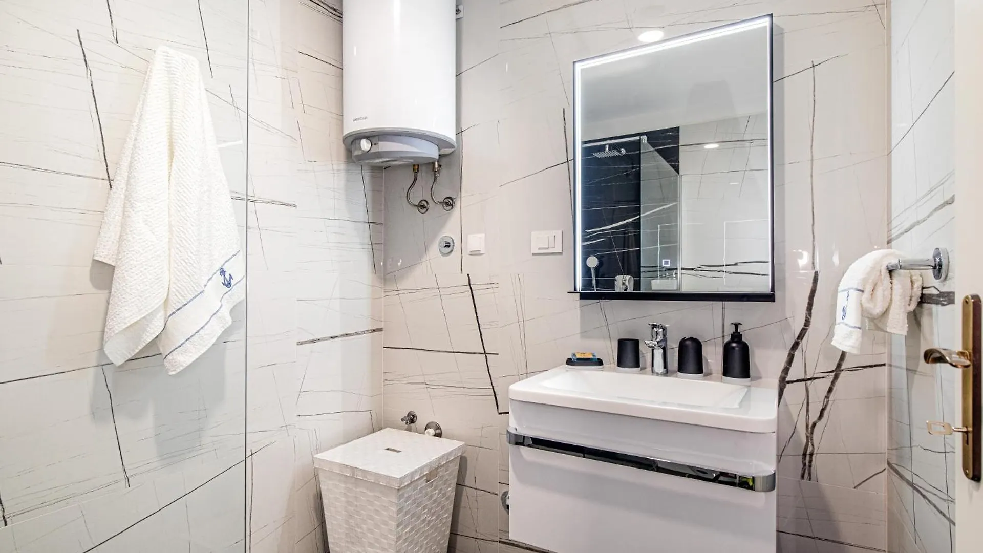 Belina Apartment For Two Punat